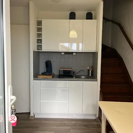 Maisonnette Les Marines D'helios T2 *
